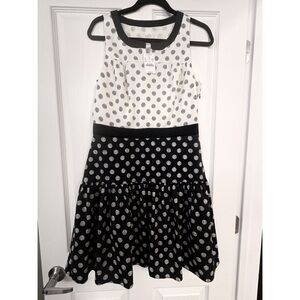 NWT J.Crew Sleeveless Colorblock Polka
Dot Tiered Dress - Size 8